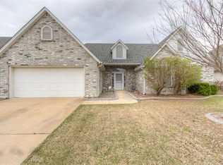 11518 S Mulberry Ct, Jenks, OK 74037