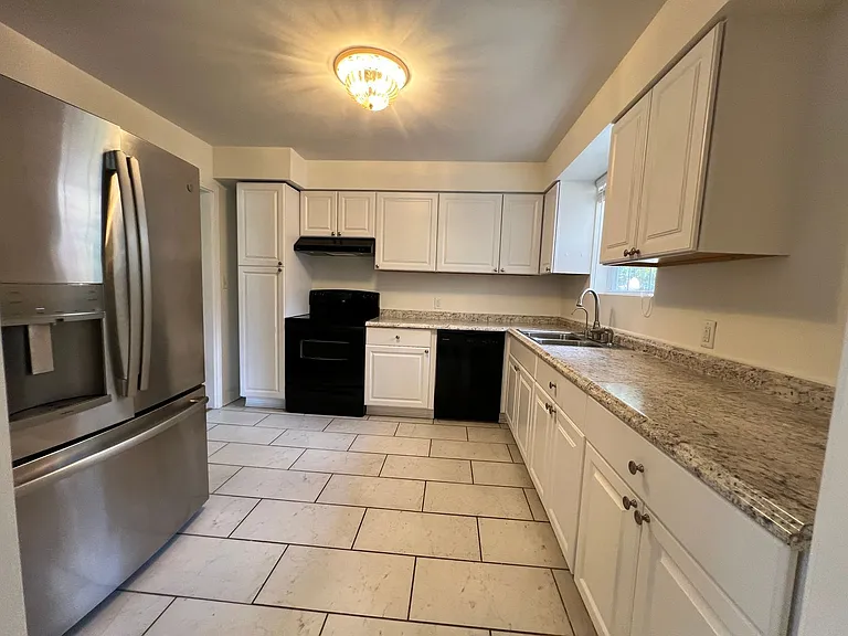 1377 Tiber Ave — Photo 18