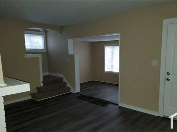 633 W Murphy St