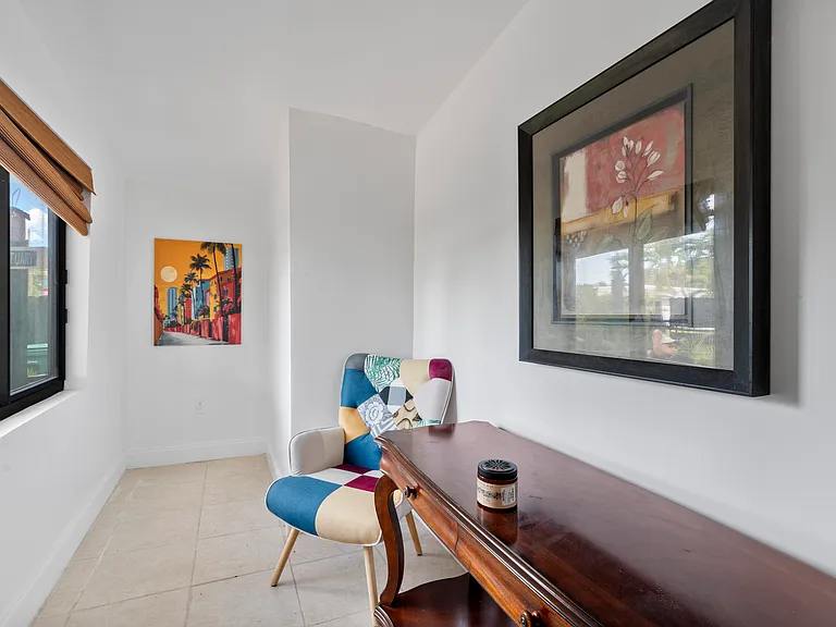 1270 NE 110th Ter #1 — Photo 4