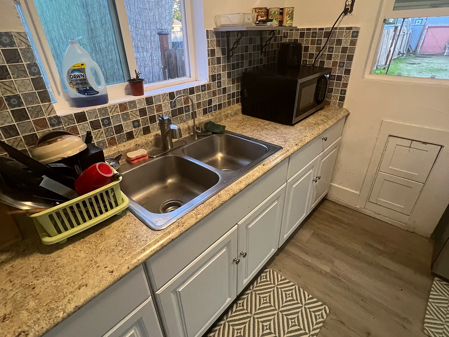 5 bed, 1230 sqft, $800 — Photo 3