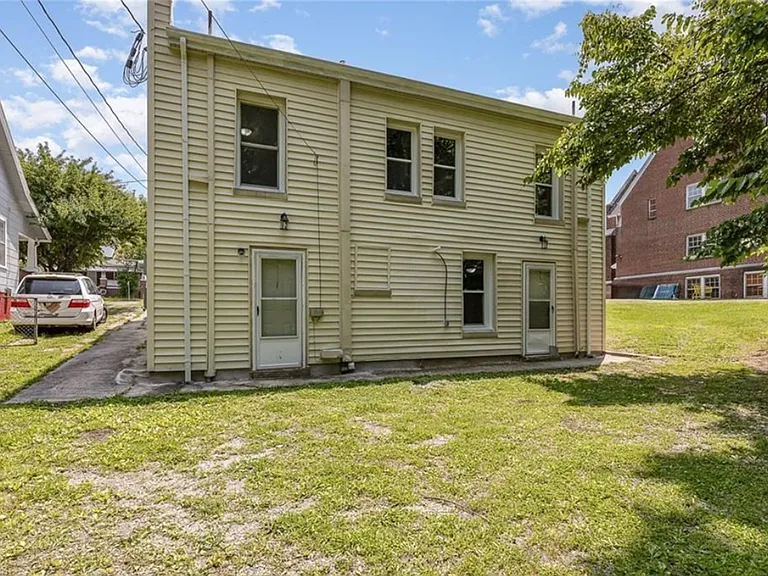 518 N Scales St — Photo 11