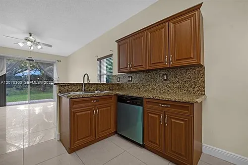 1282 NW 171st Ter #1282 Photo 1