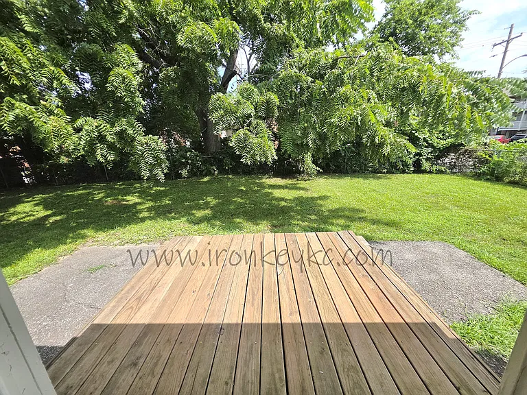 2602 Essex Ave — Photo 21