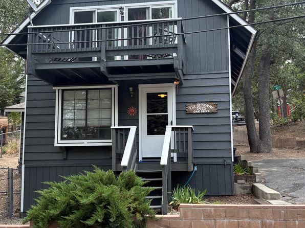 2425 Oak Dr