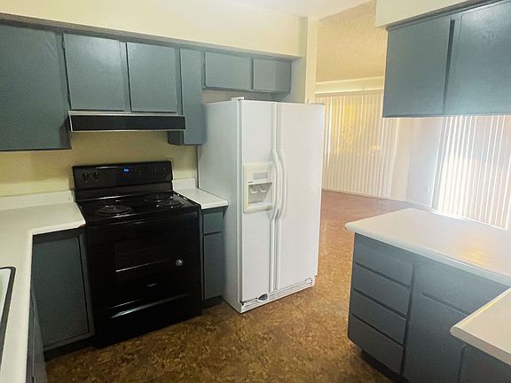 2nd image of 3332 Arapaho Ln APT B