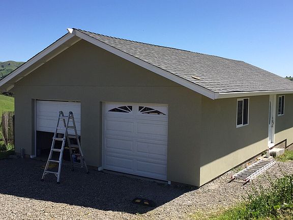 2nd image of 6917 Sunnyslope Ave