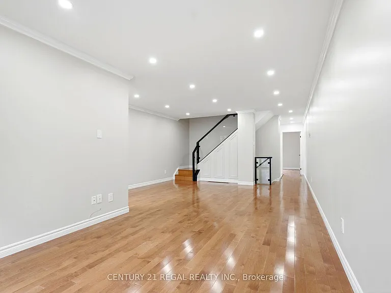 56 Michener Ct — Photo 10