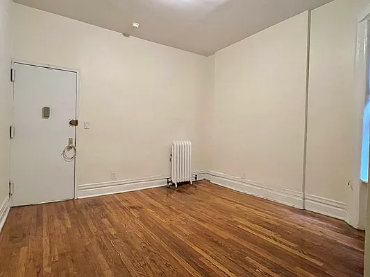 Rented by Compass | media 2