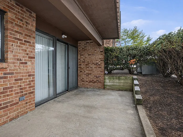1204 Dutilh Rd #1 — Photo 26