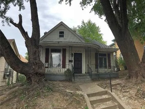 447 N 17th St, Saint Joseph, MO 64501