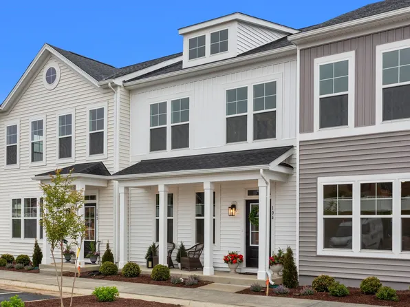 102 Scarlet Maple Ln #128, Bridgewater, VA 22812