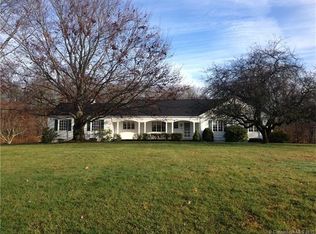 5 Brookhills Rd, Branford, CT 06405