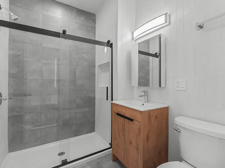 925 Elm St #1 — Photo 20