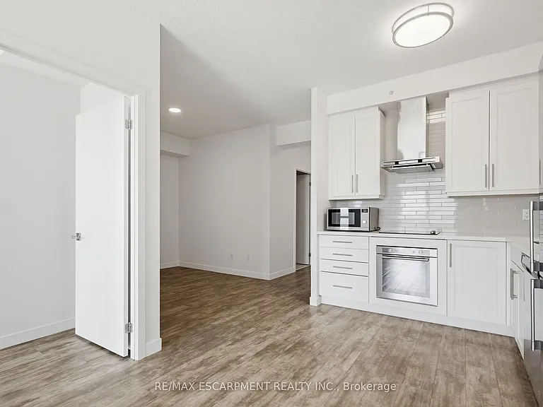 2081 Fairview St #1507 — Photo 13