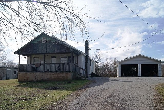 1st image of 401 Sumpter Dr.
