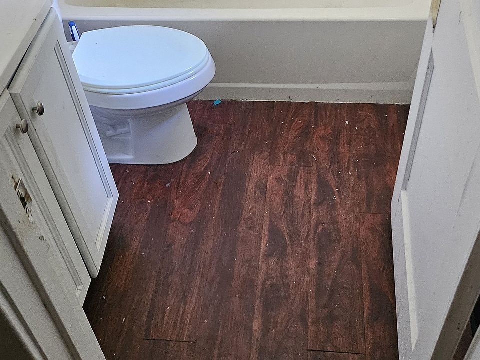 2nd image of 2525 Christensen Ave