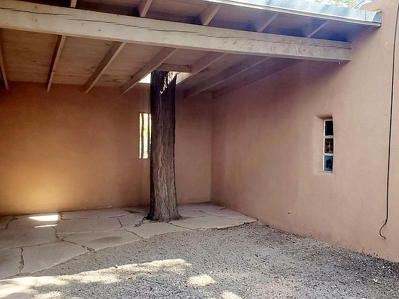 3rd image of 6509 Guadalupe Trl NW