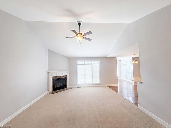 4th image of 8434 Pheasant Ridge Dr