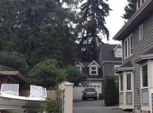 10539 23rd Ave NE, Seattle, WA 98125