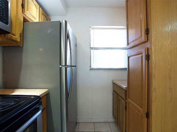 4th image of 3400 Foxcroft Road #310