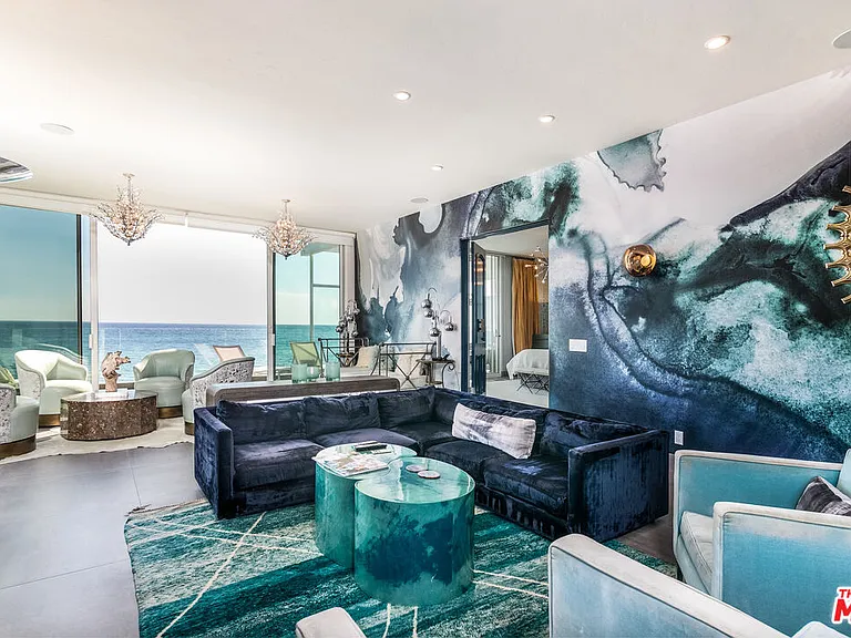 26044 E Pacific Coast Hwy — Photo 8