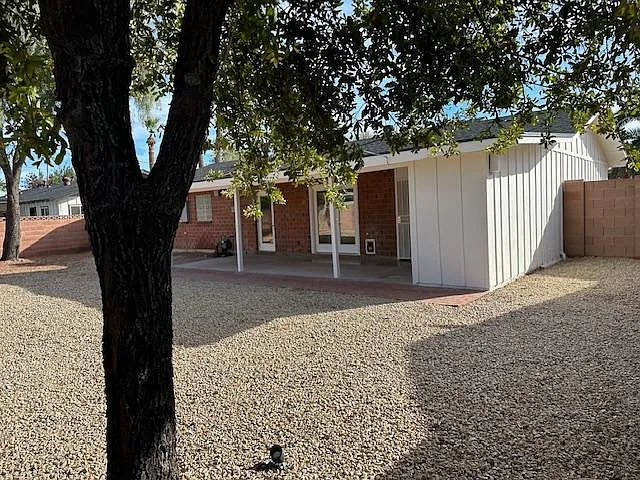 8620 E Rancho Vista Dr — Photo 9