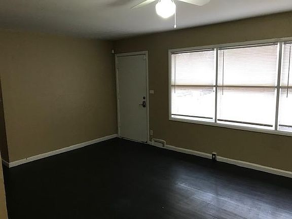 3rd image of 11202 Corrington Ave