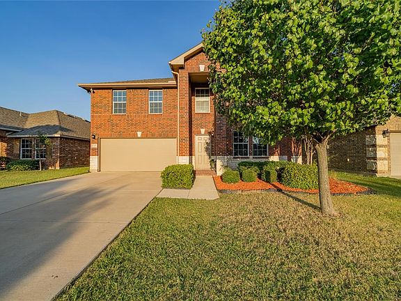 3rd image of 2417 Loreto Dr