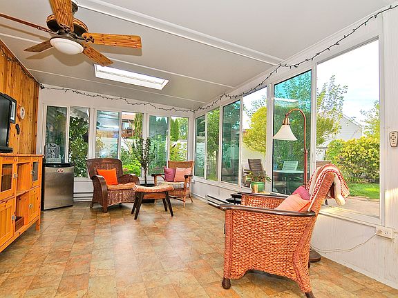 3rd image of 151 Greenway Dr
