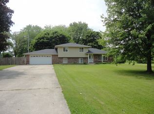 3525 Prairie Ln, Morris, IL 60450