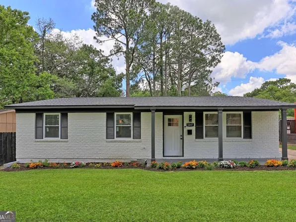 1217 E 34th St, Savannah, GA 31404