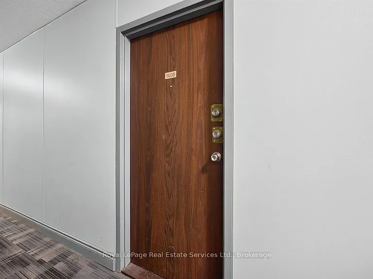 390 Dixon Rd #1406 — Photo 2
