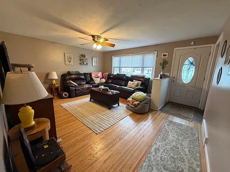 26 Dellwood Dr #1 — Photo 5