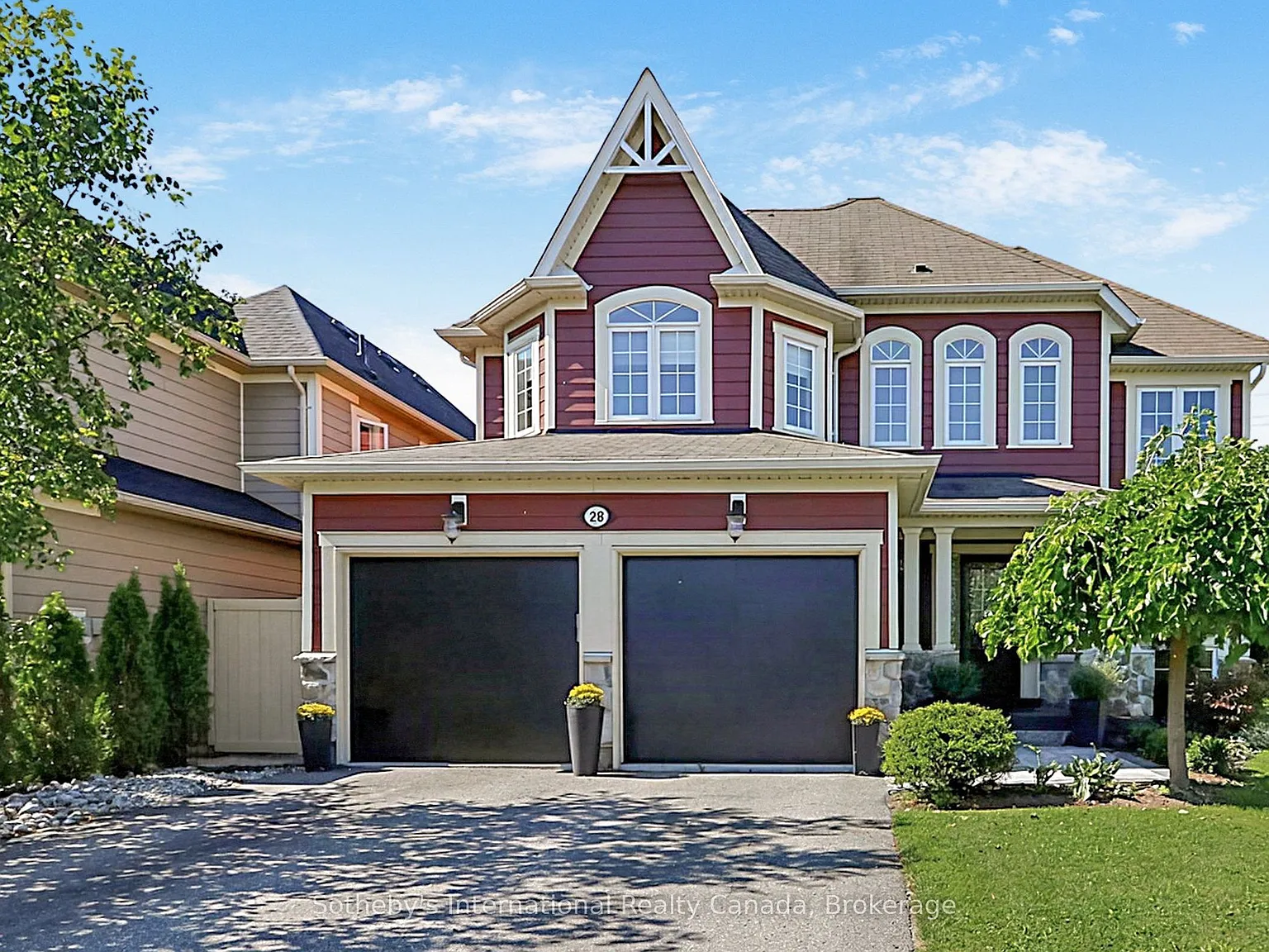 4 bed, $3,500 — Photo 1