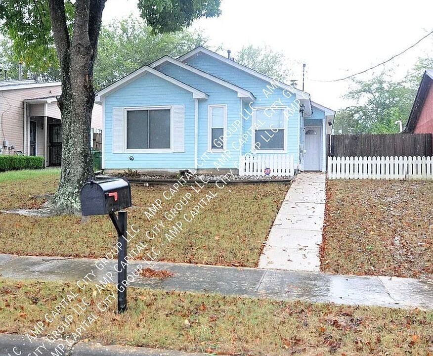 1st image of 3212 Herbert Dr
