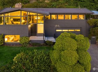 8824 39th Ave SW, Seattle, WA 98136