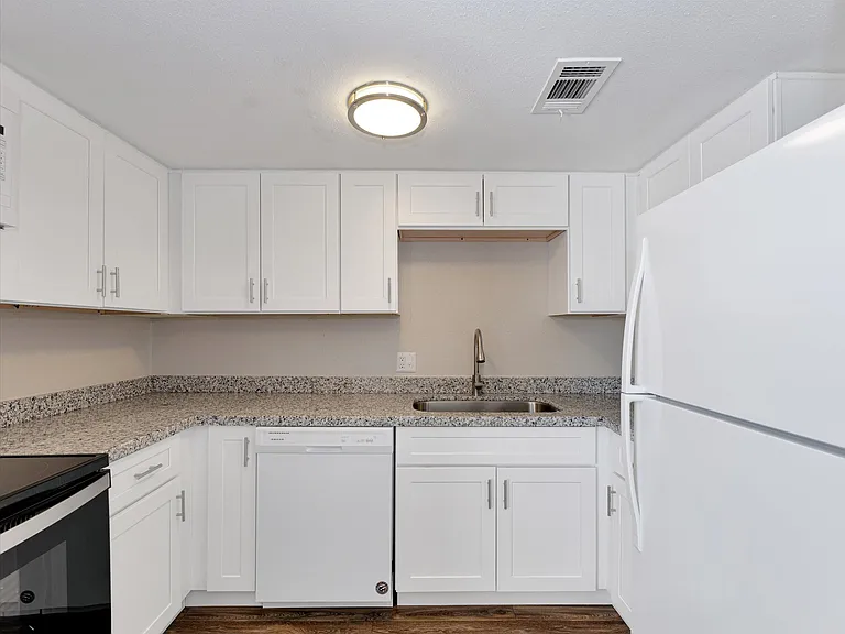 Serenity Townhomes — Photo 22