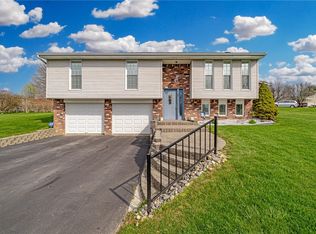27 Fitch Ln, Greensburg, PA 15601