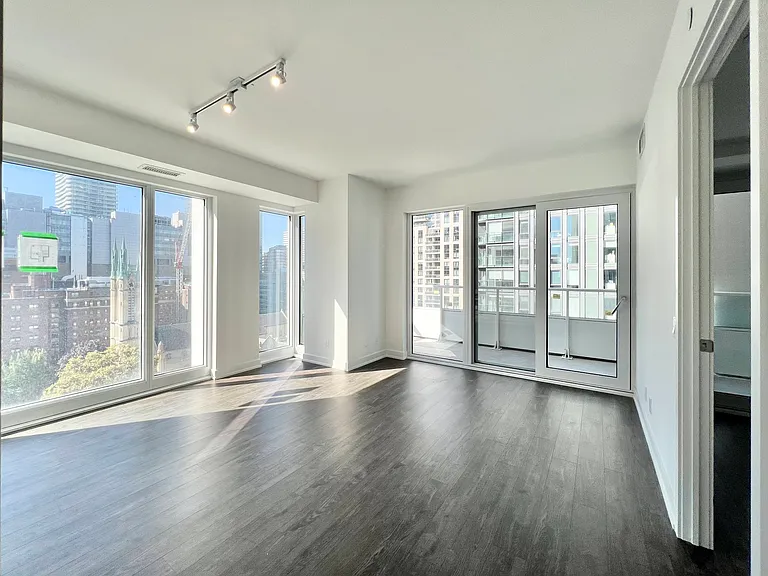 88 Queen St E #1210 — Photo 1