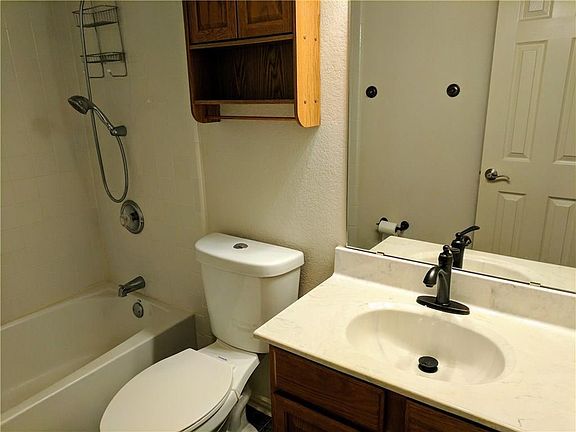 2nd image of 1805 Cancun Dr