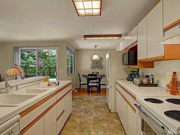 3rd image of 8636 NE 138th St