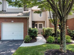 26 Conklin Ct #C0092, Roseland, NJ 07068