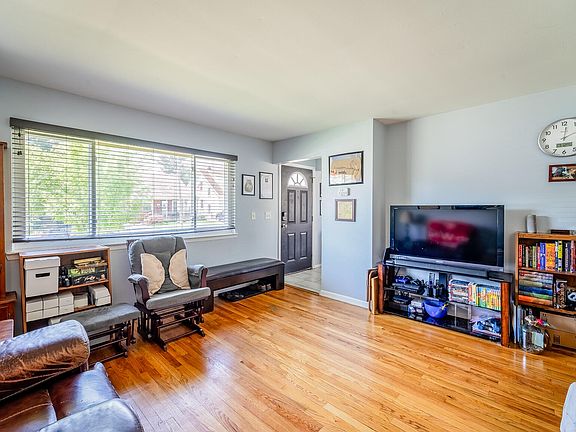 3rd image of 320 Highland St