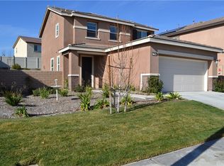 17696 Comfrey Dr, San Bernardino, CA 92407