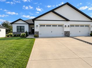 912 Otter Creek Rd, Vine Grove, KY 40175