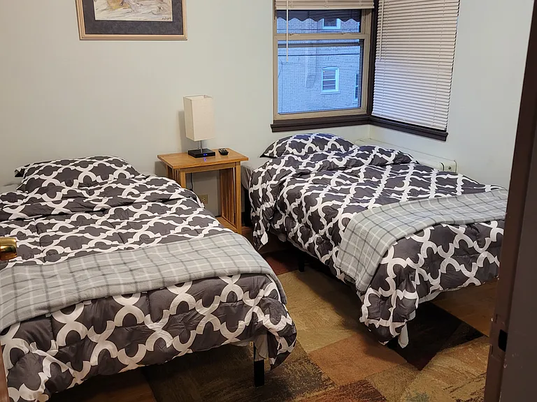 3044 W Addison St #2-B — Photo 9