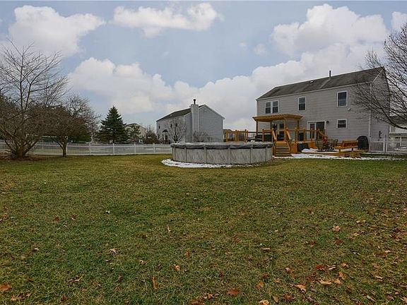 2nd image of 202 Trail Ct W