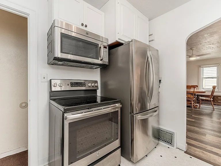 2024 S Euclid Ave — Photo 4