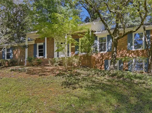 2980 Kedron Ct, Winston Salem, NC 27106